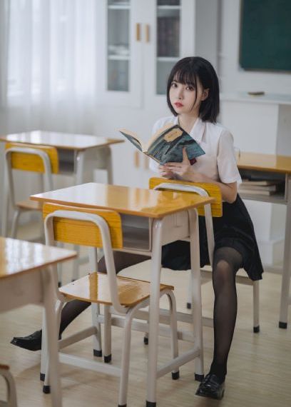 精品在线一区二区_4K超清在线观看