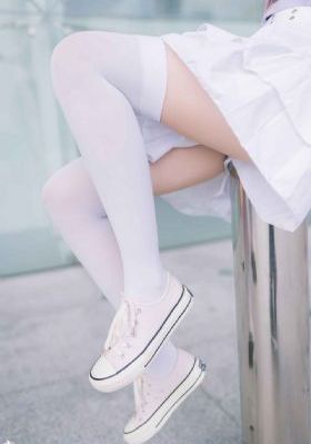 av日韩三及片_720在线手机播放