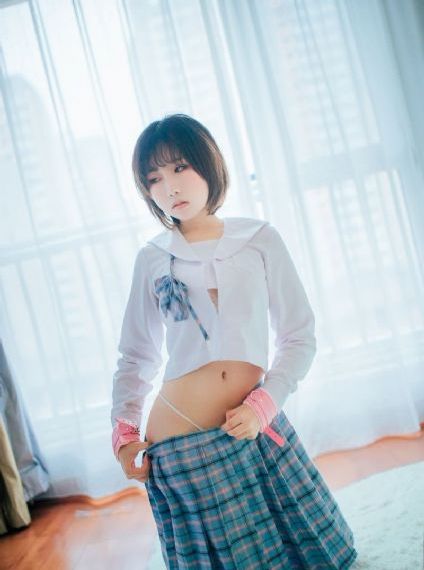 欧美女装欧洲站冬款_高清迅雷电影在线